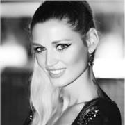 Insegnante di Inglese e Spagnolo offre lezioni private per adulti e bambini. Laureata in Lingue, recentemente rientrata in Italia dopo una lunga permanenza prima in Asia e poi a Malta